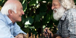 Zwei Männer Schach