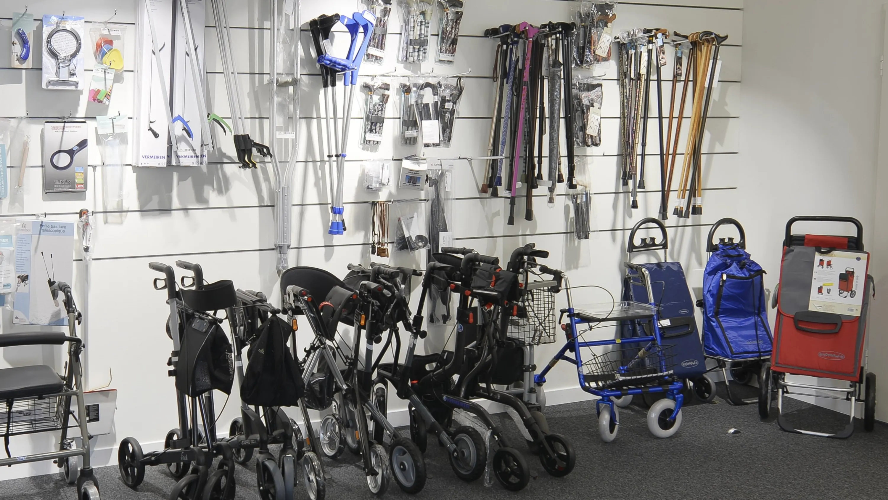 Rollatoren_Gehhilfen_Einkaufswagen