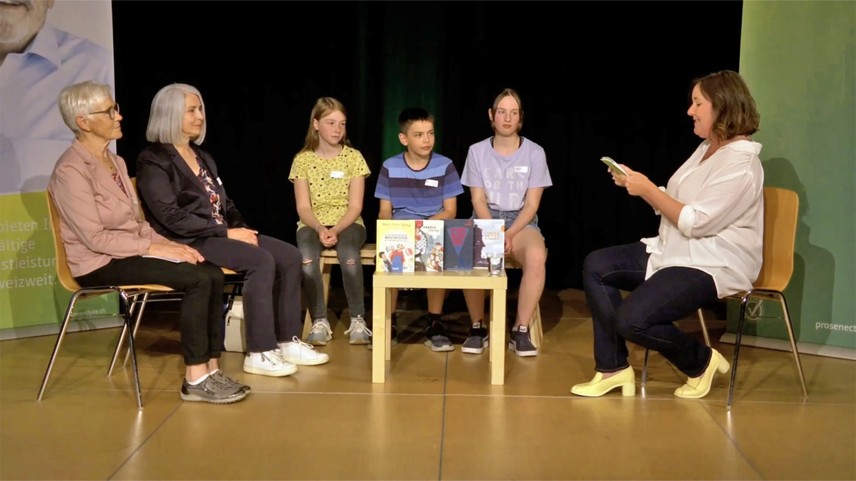 Jung und Alt an der Preisverleihung des Prix Chronos 2022